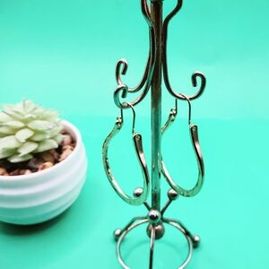 Elegant Gold Hoop Earrings